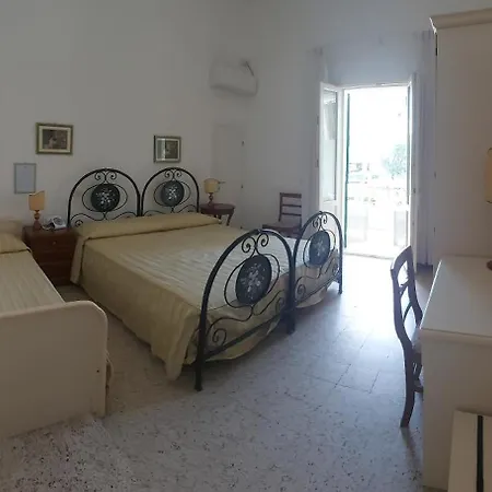 Regina Готель Сенігаллія